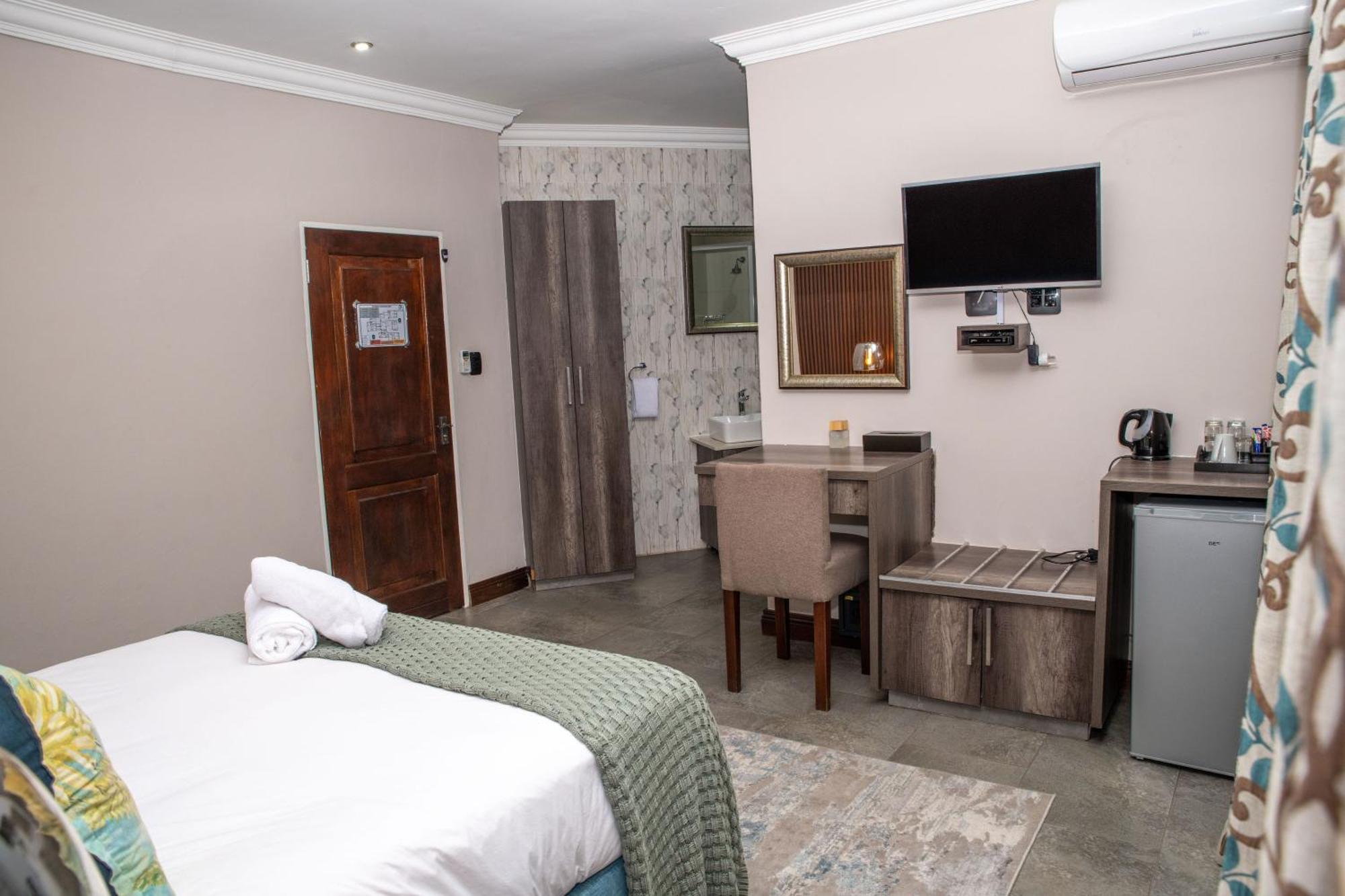 Iso'Bella Vita Guesthouse Phalaborwa Eksteriør billede