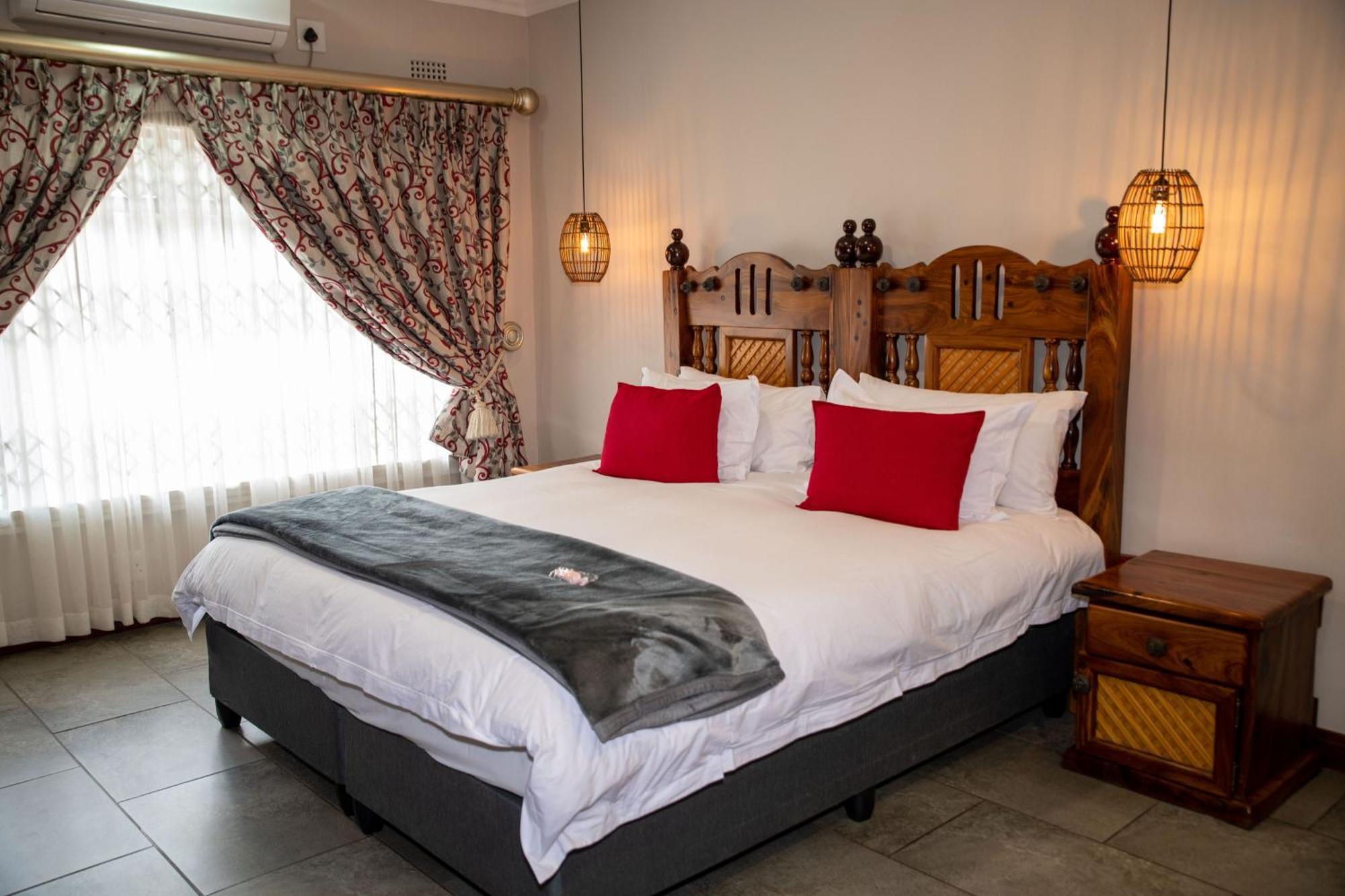 Iso'Bella Vita Guesthouse Phalaborwa Eksteriør billede